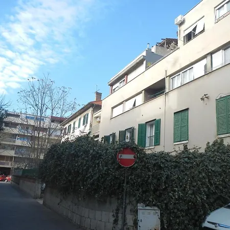 Neira Apartament