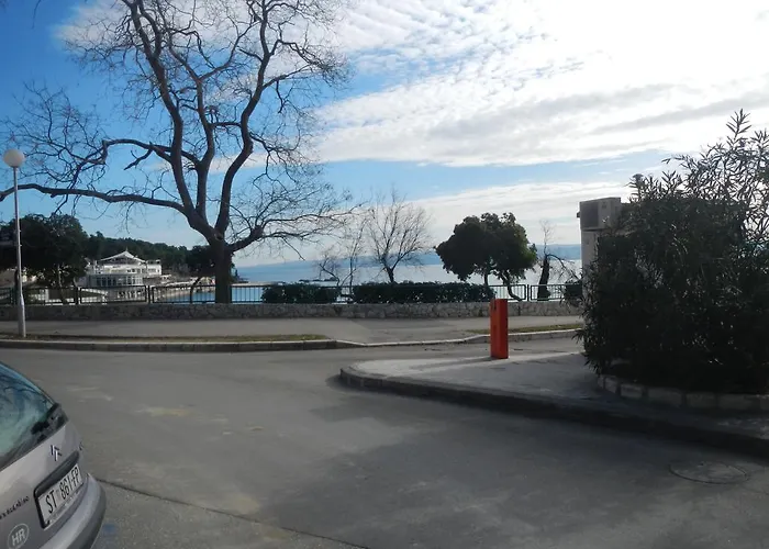 Neira アパート スプリト